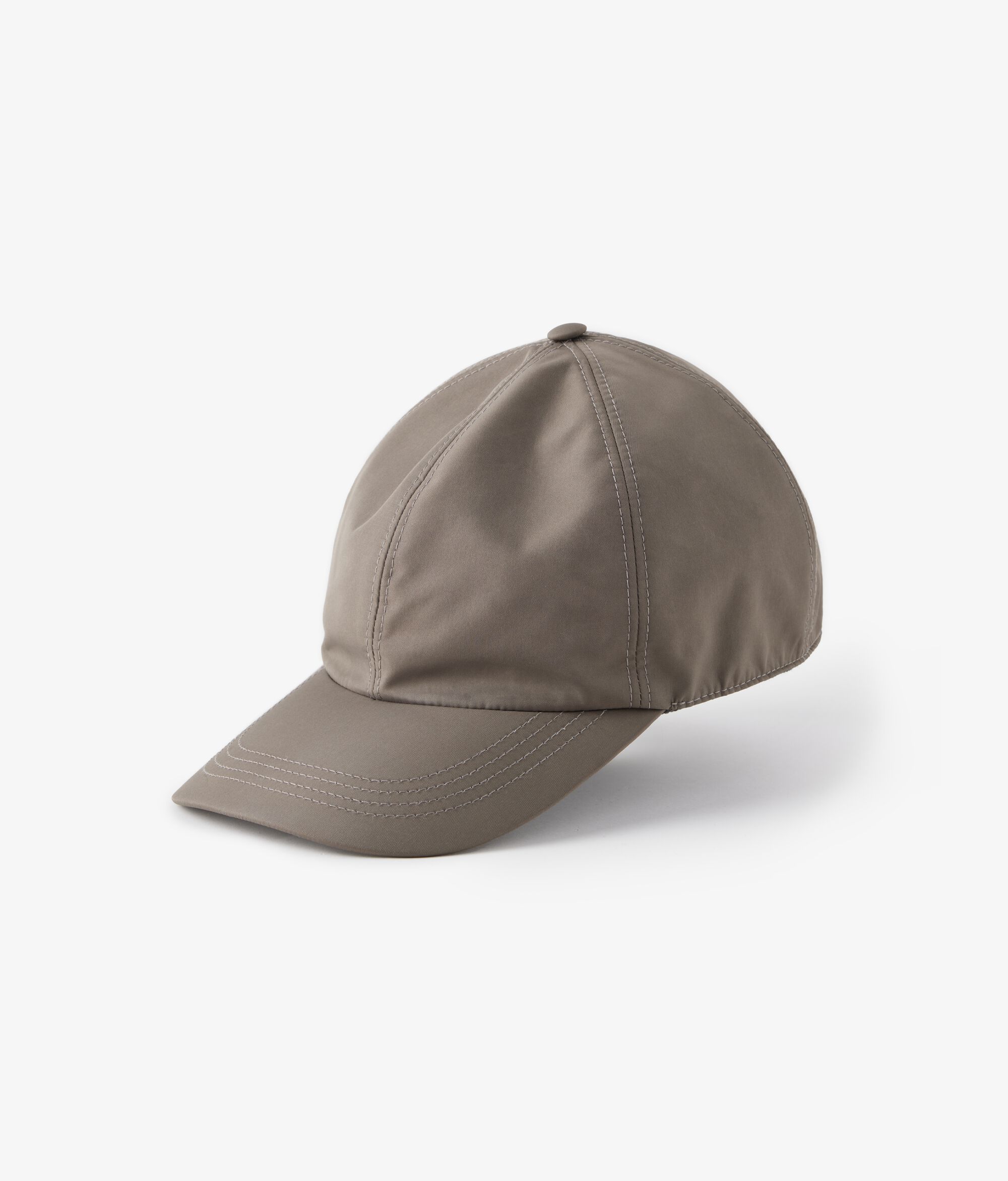 Szín Szürkésbarna