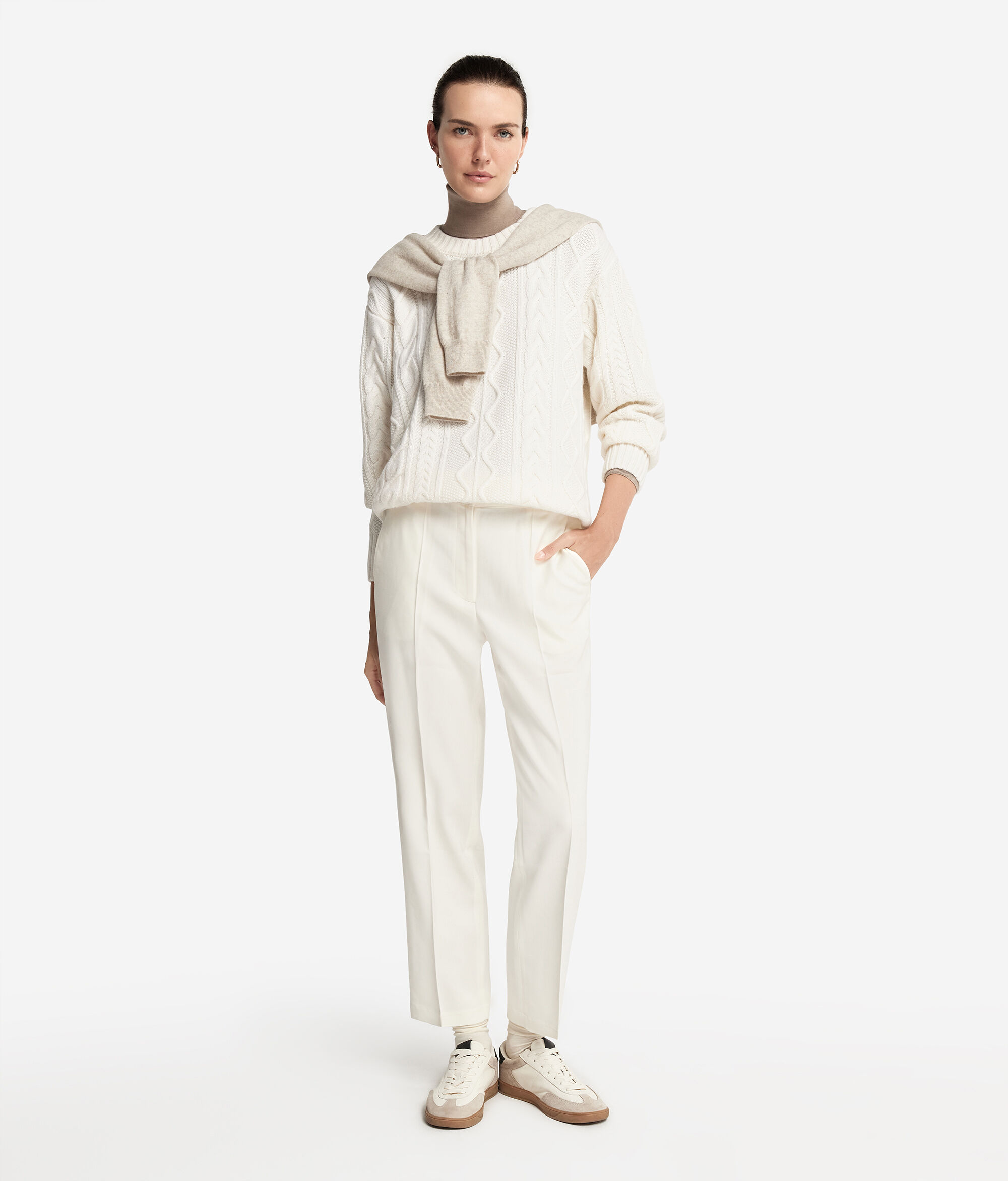 Cable Knit Ultrasoft Cashmere Round-Neck Jumper