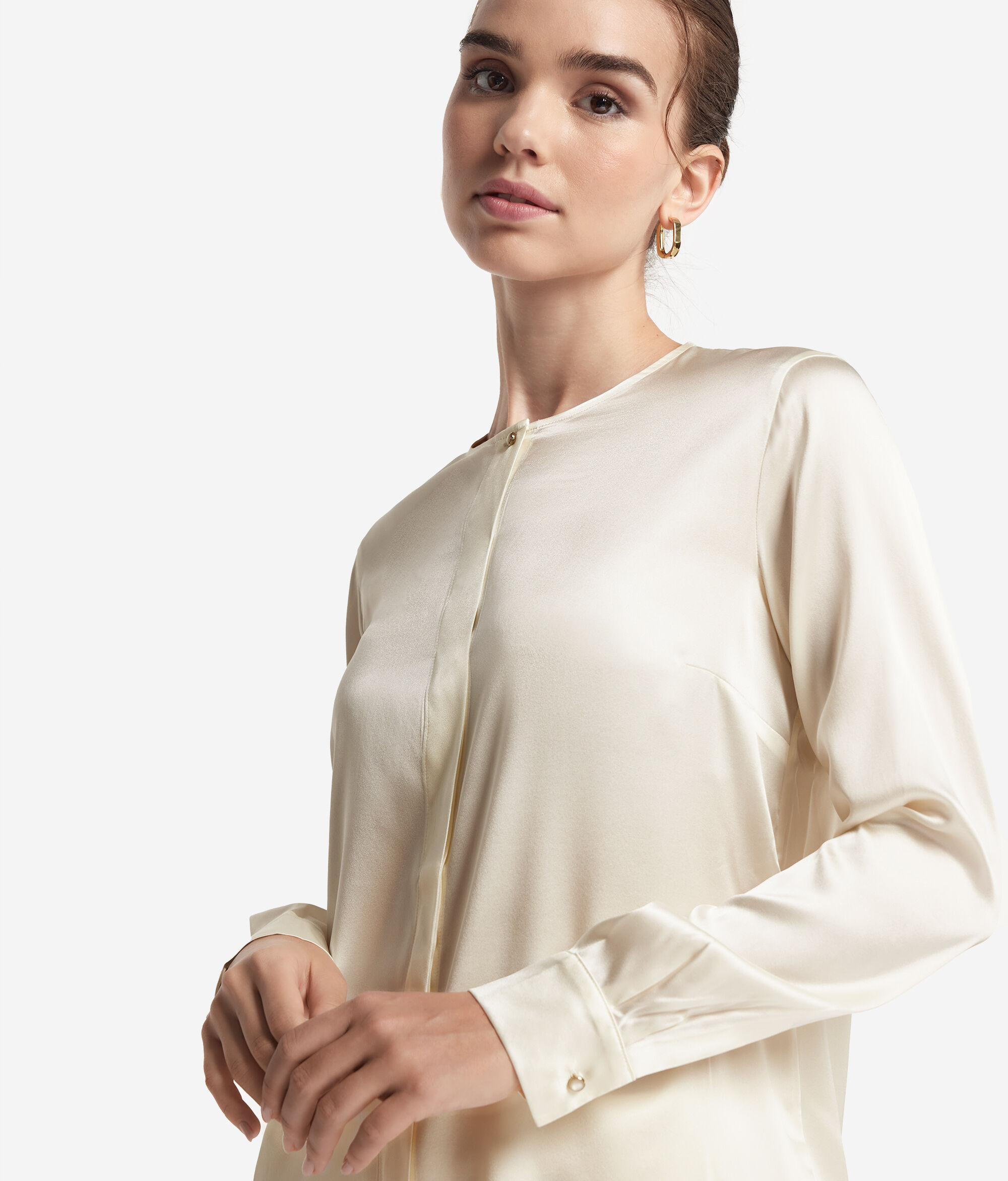 Camicia Girocollo in Raso di Seta