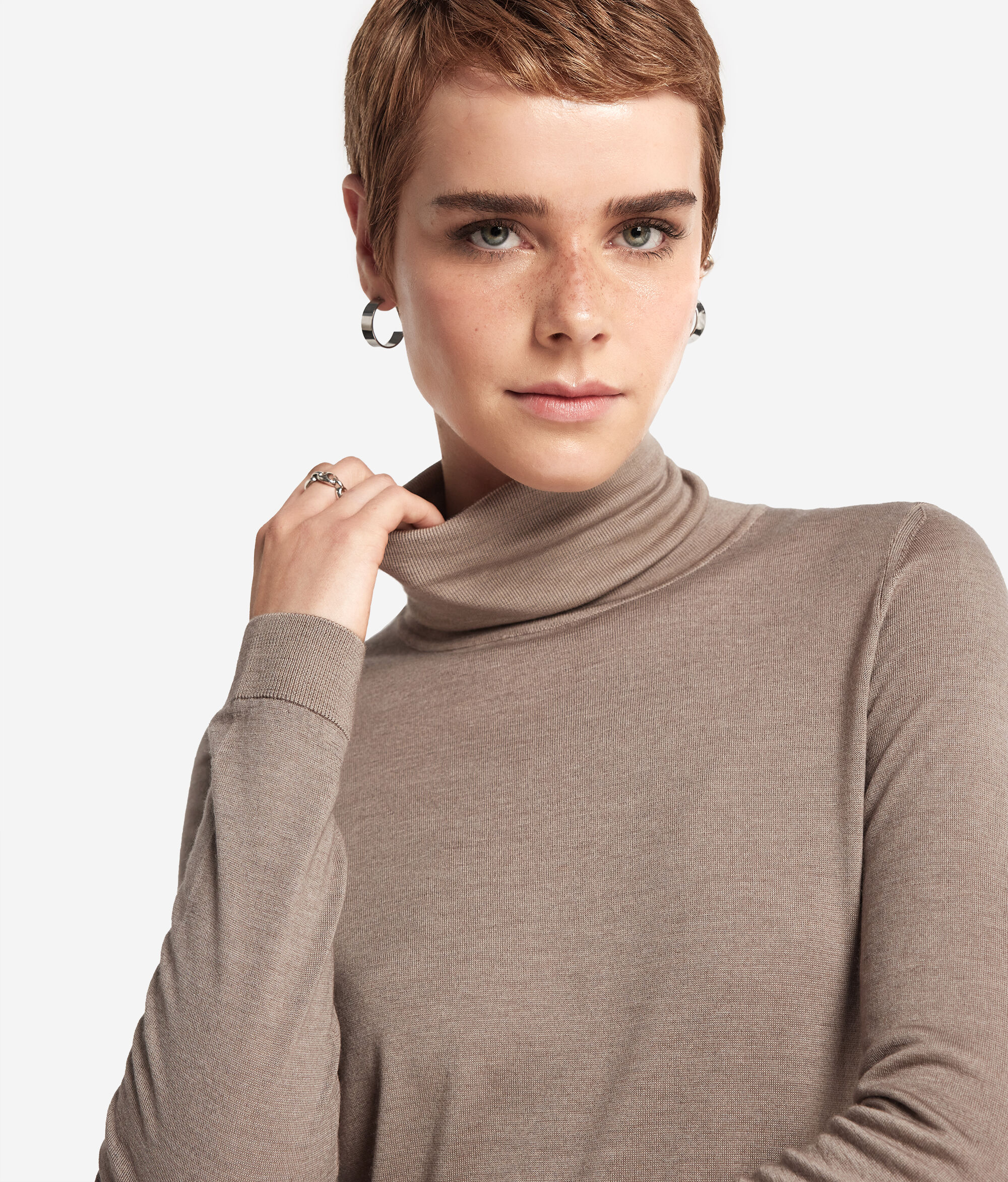 Ultrafine Cashmere Turtleneck Jumper