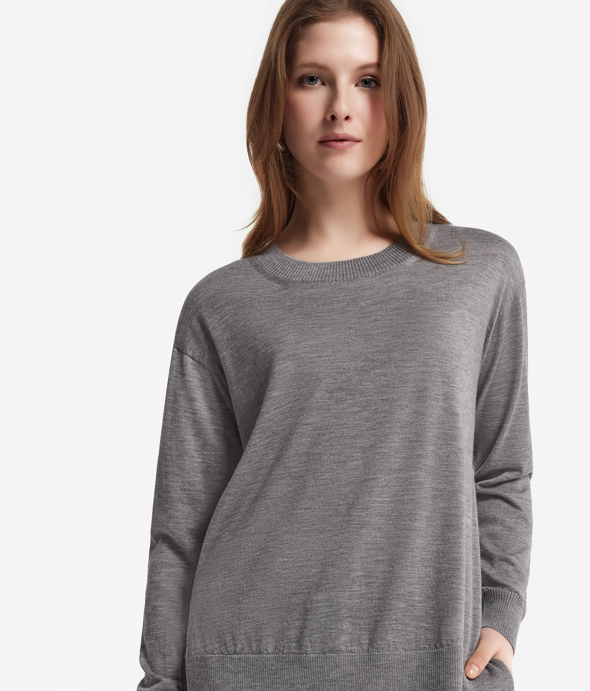 Round-Neck Cashmere Jumper with Slits
