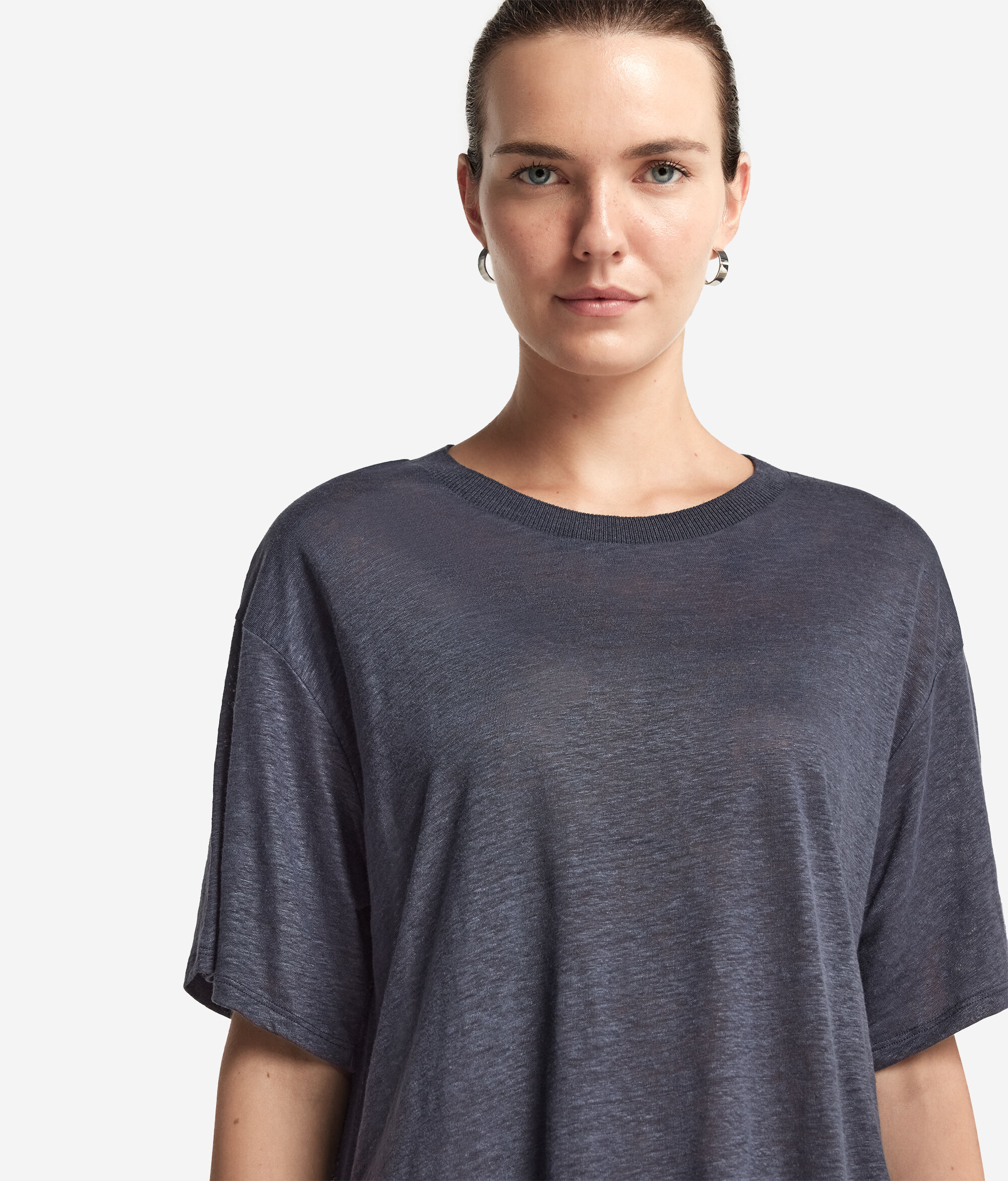 T-Shirt mit Rundhalsausschnitt aus Leinen mit Stricksaum