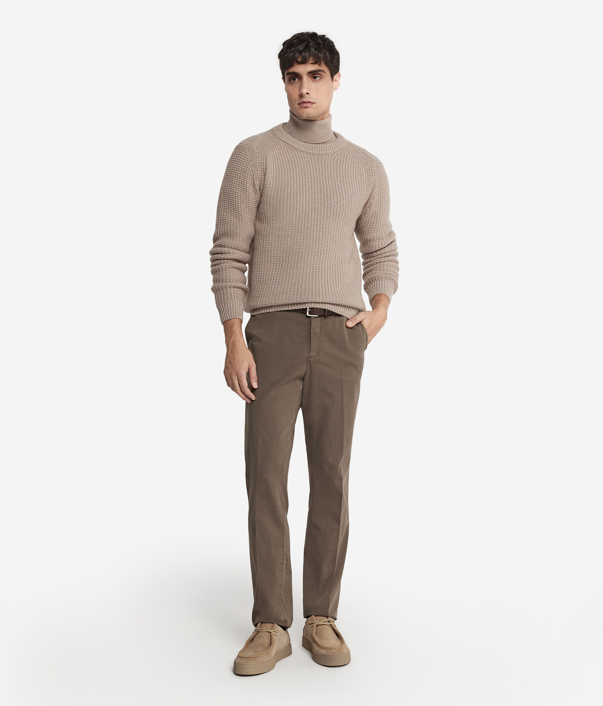Ribbed Ultrasoft Cashmere Round-Neck Jumper