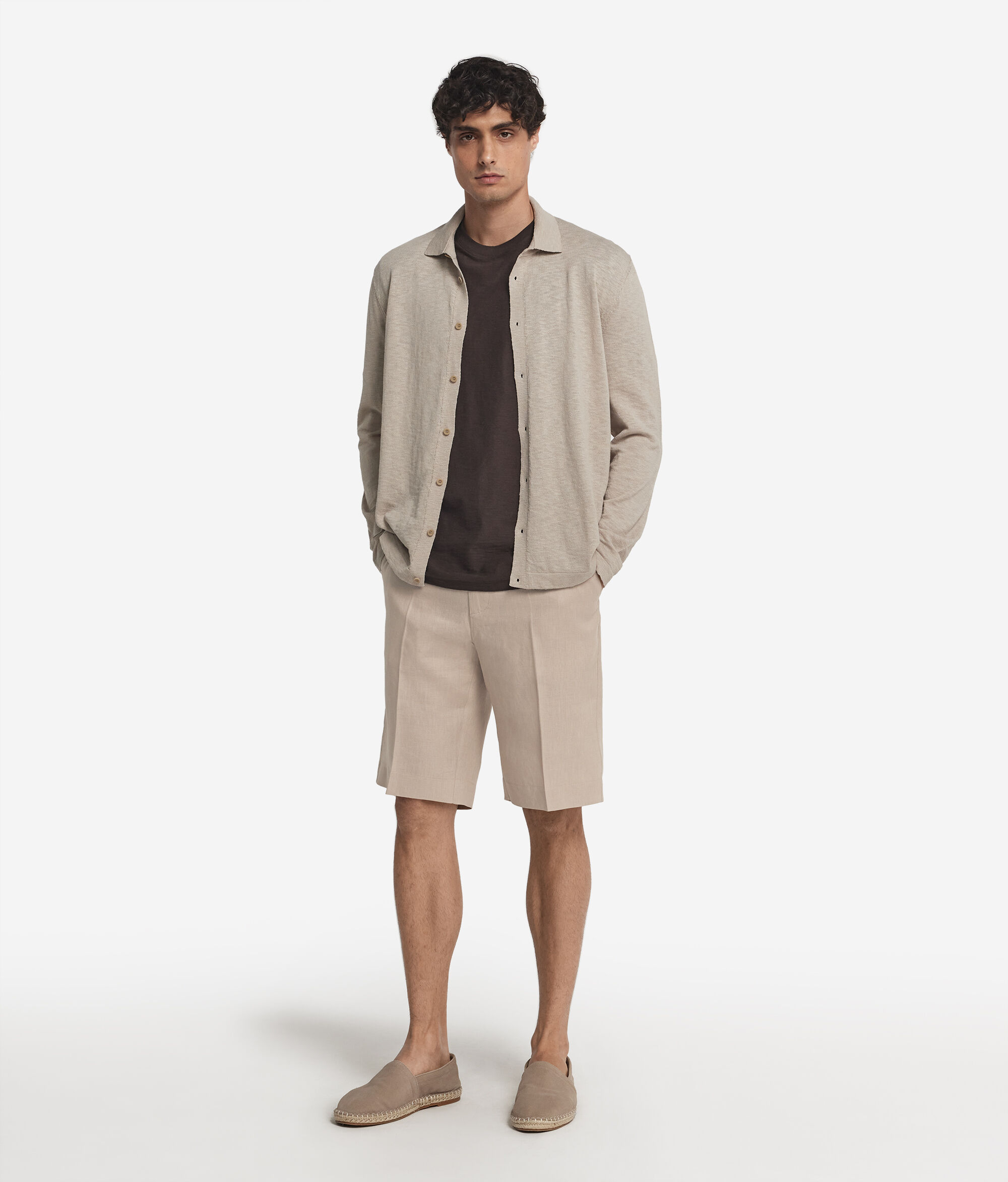 Kurze Leinenhose