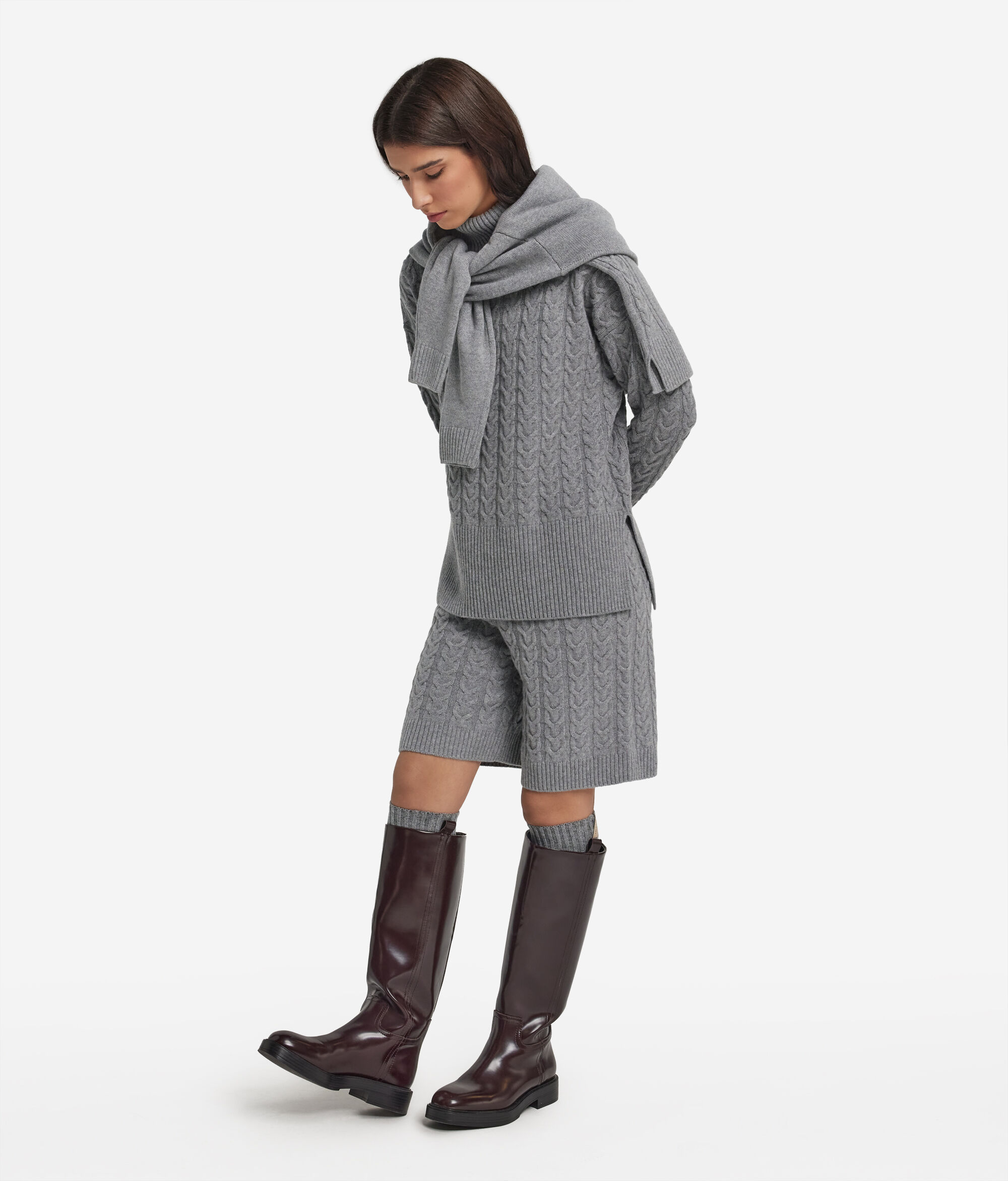 Ultrasoft Cashmere cable stitch turtleneck