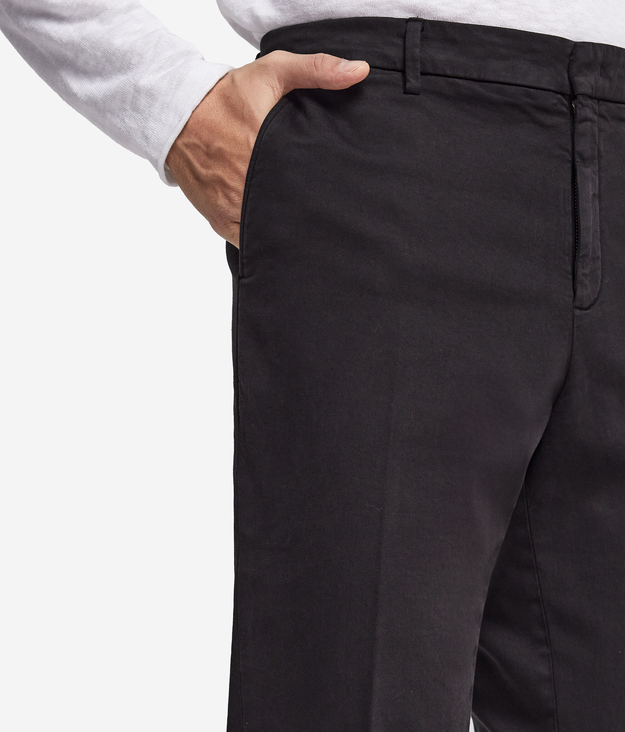 チノパンツ