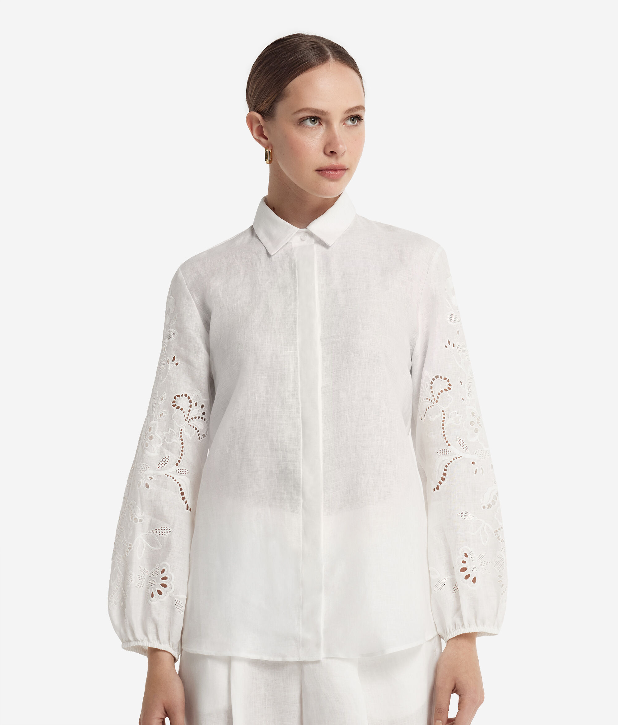 Embroidered linen shirt