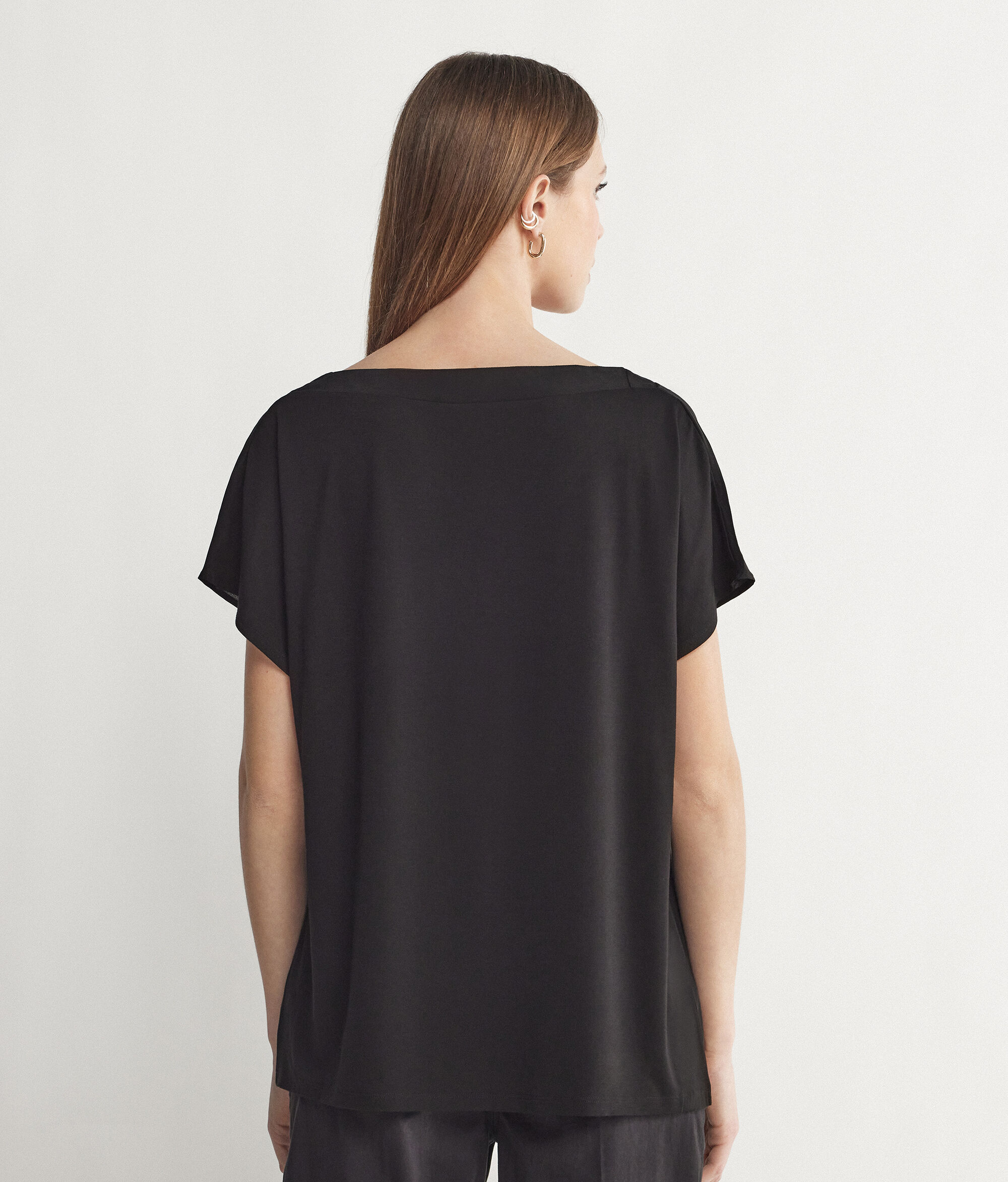 Svilena kimono majica s V-izrezom