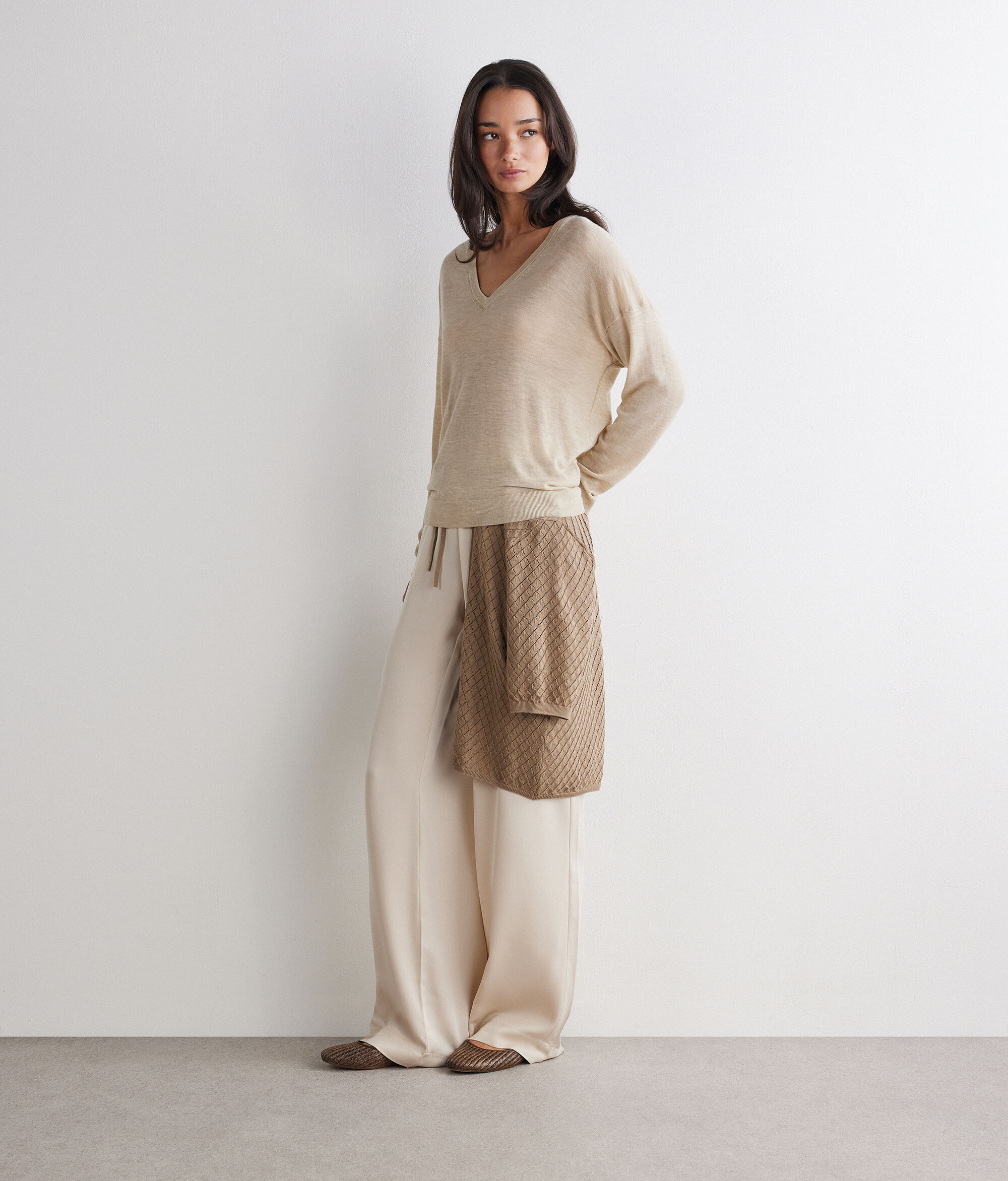 Pullover mit tiefem V-Ausschnitt aus Kaschmir Airfine