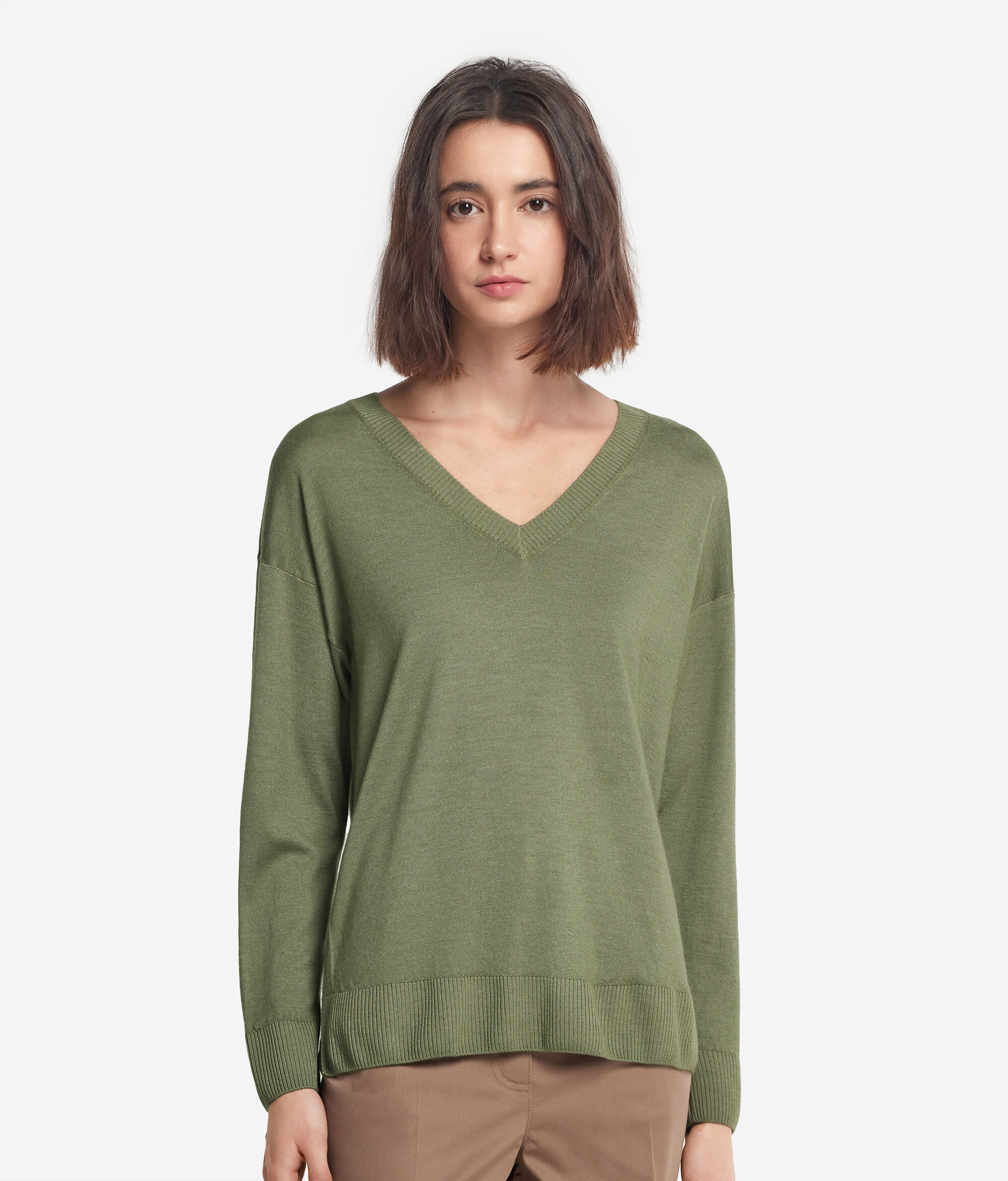 Suéter de cuello de pico de mujer de Cashmere Ultrafine