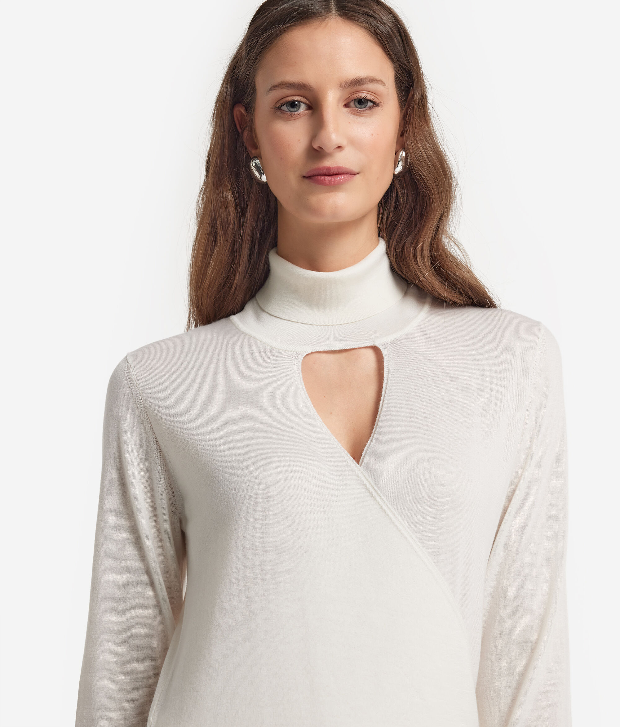 Maglia Incrociata con Collo Alto in Cashmere Ultrafine