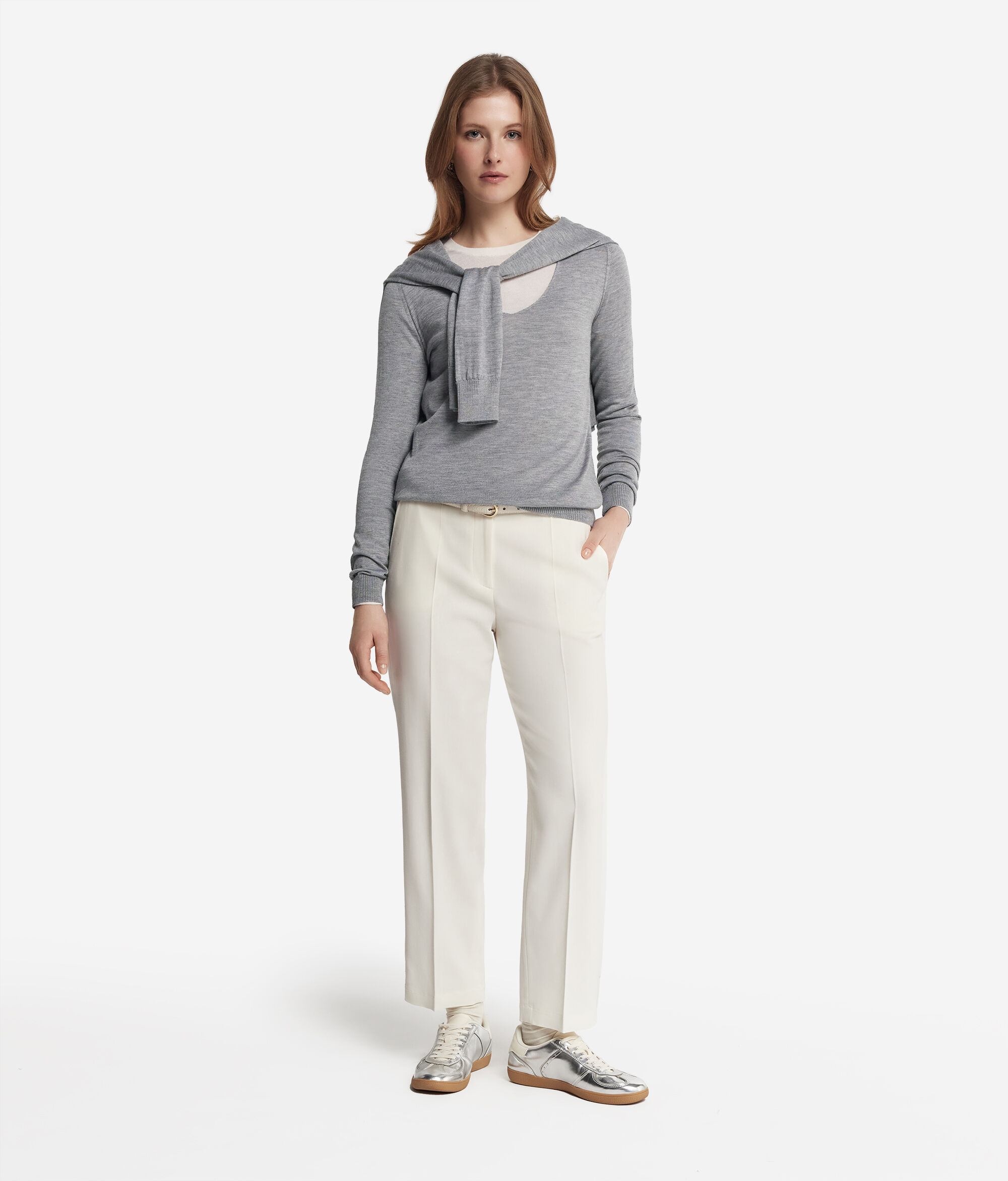 Camisola com decote em V em Caxemira Ultrafine