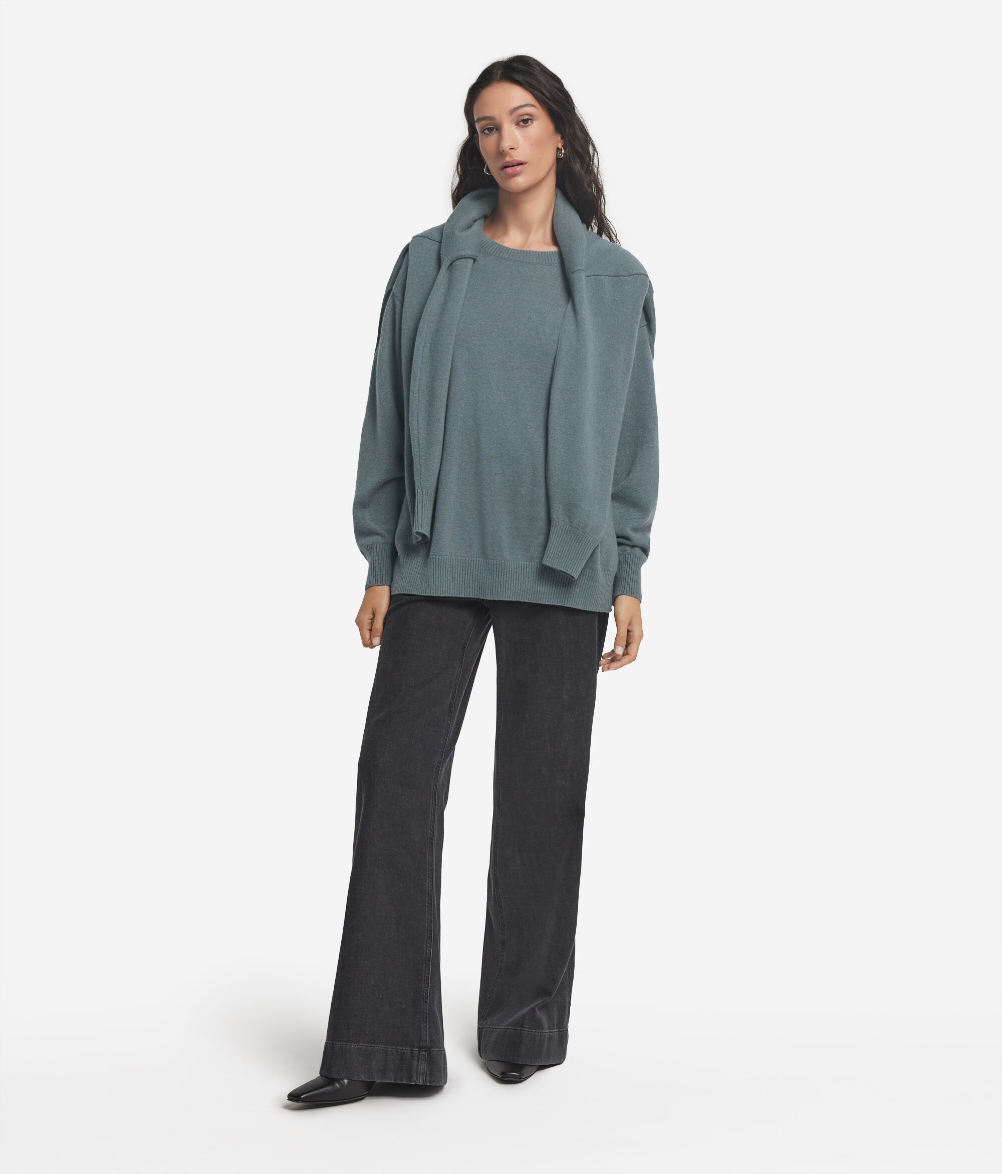 Ultrasoft Cashmere jumper with slits