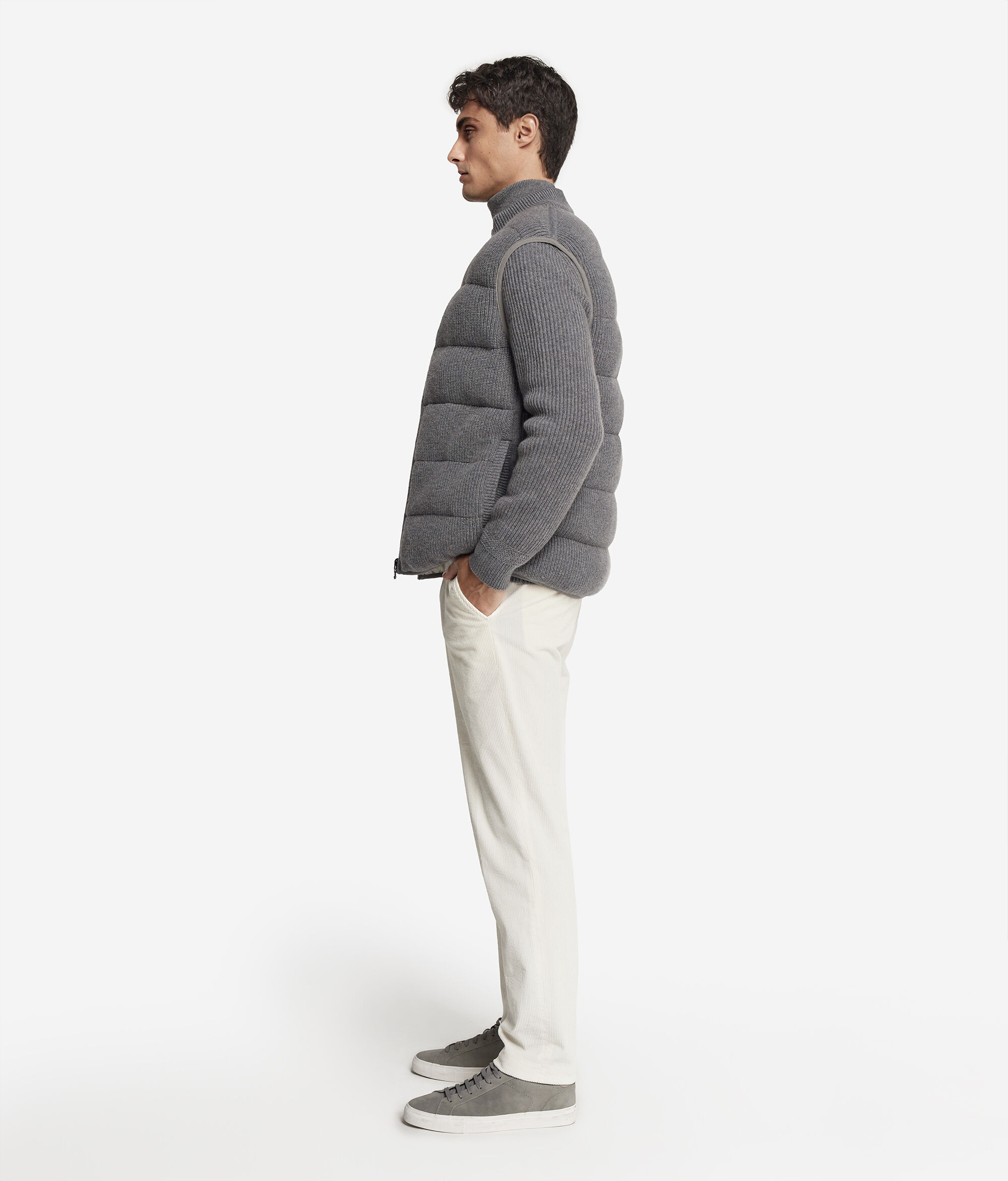 Piumino smanicato reversibile in cashmere