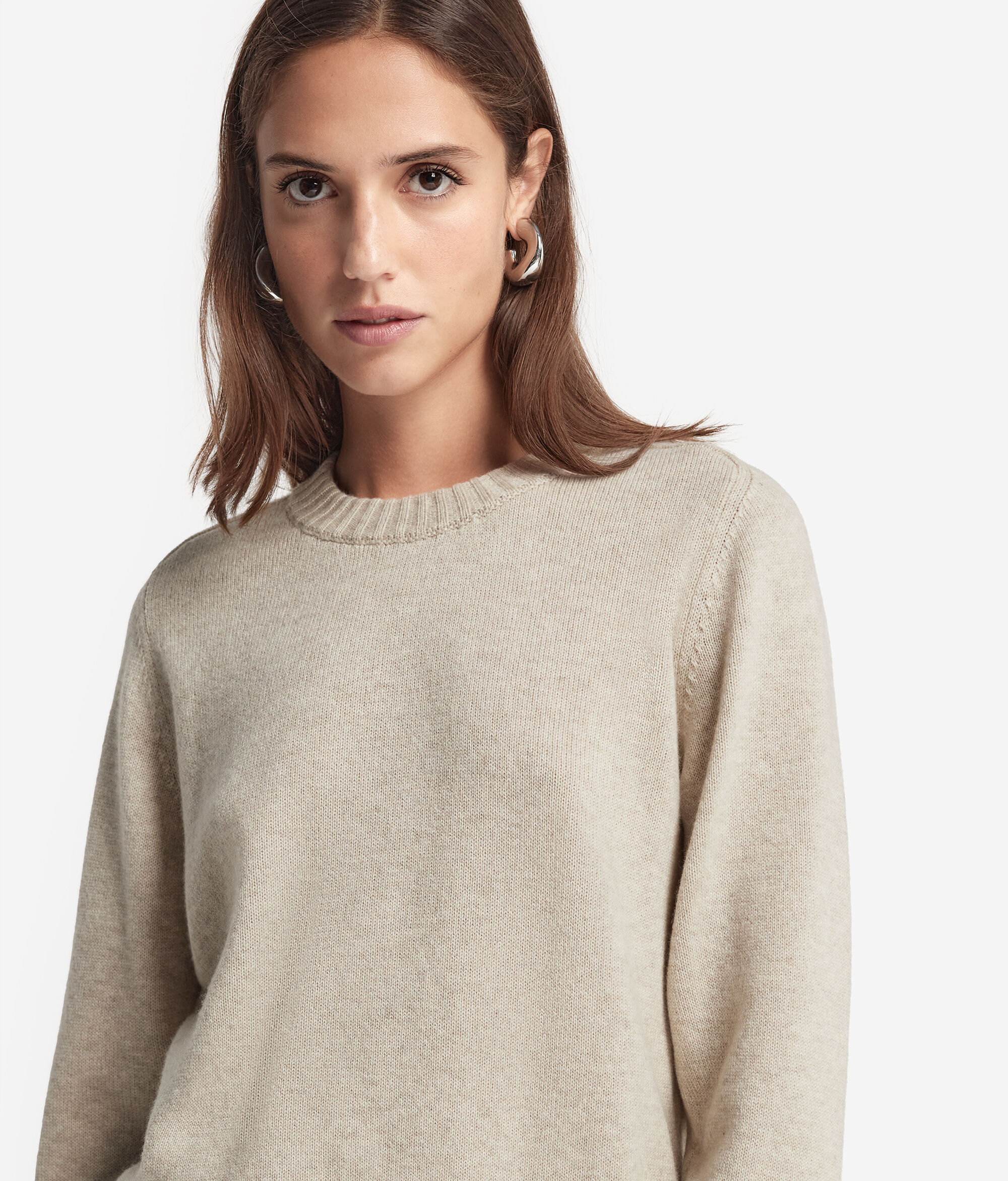 Ultrasoft Cashmere Crewneck Sweater with Set-in Sleeves