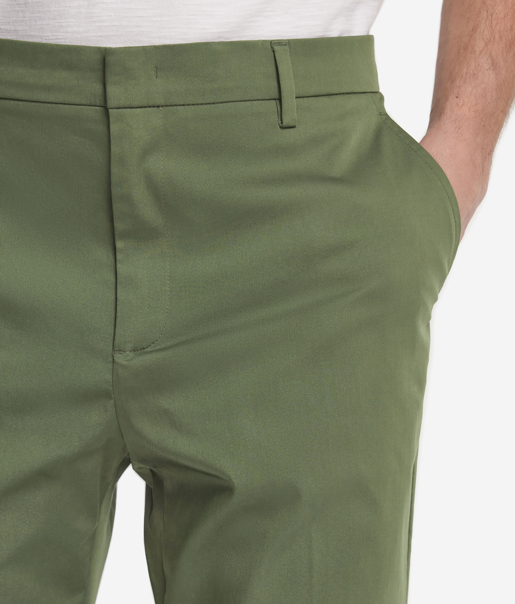 Lightweight Chino Pants