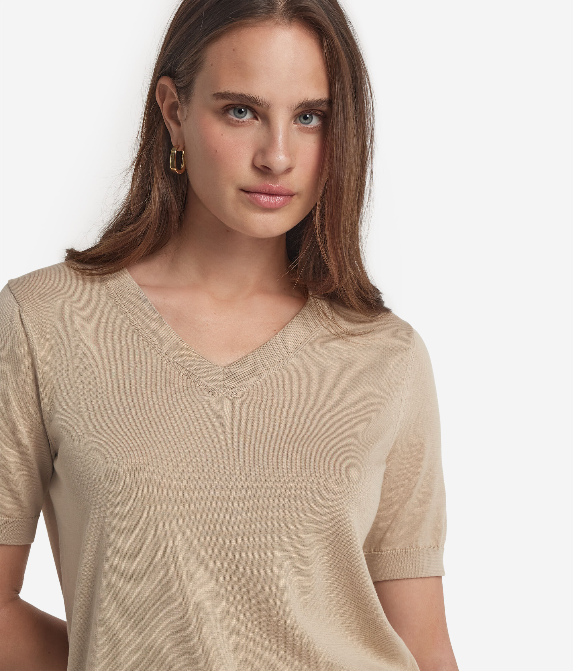 T-Shirt mit V-Ausschnitt aus Baumwolle Fresh