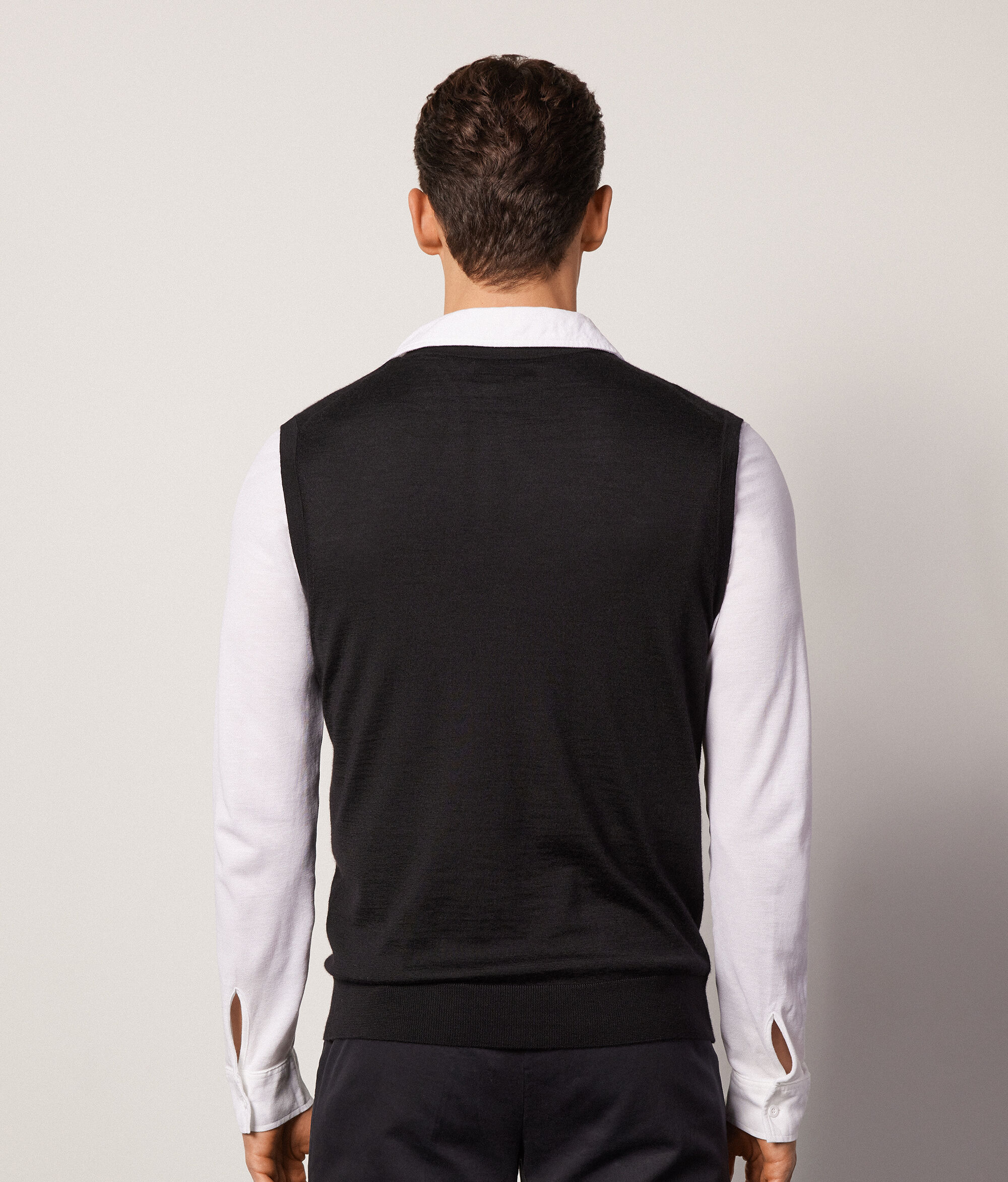 Gilet Scollo a V in Cashmere Ultrafine