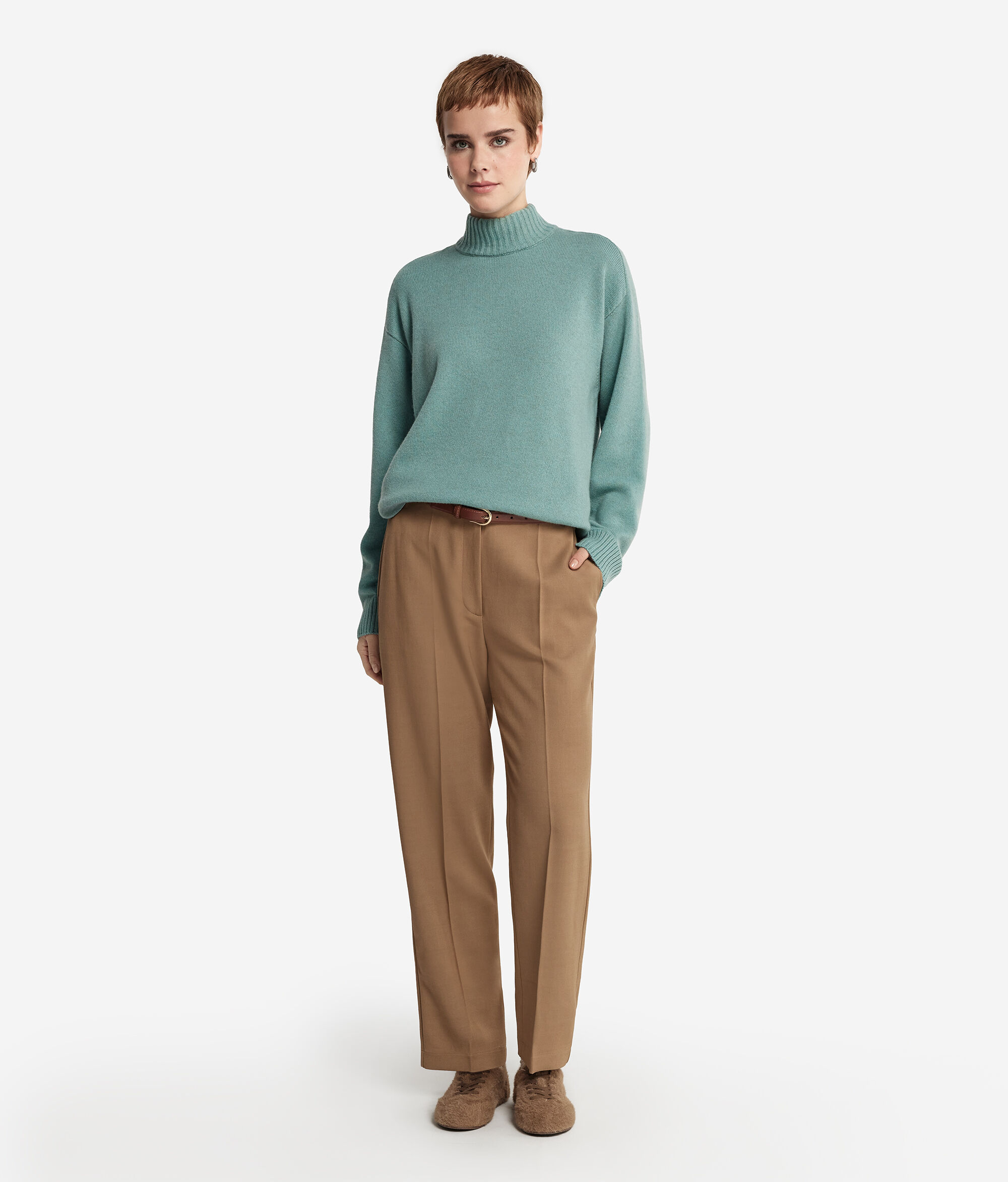Ultrasoft Cashmere Turtleneck with Set-In Sleeves