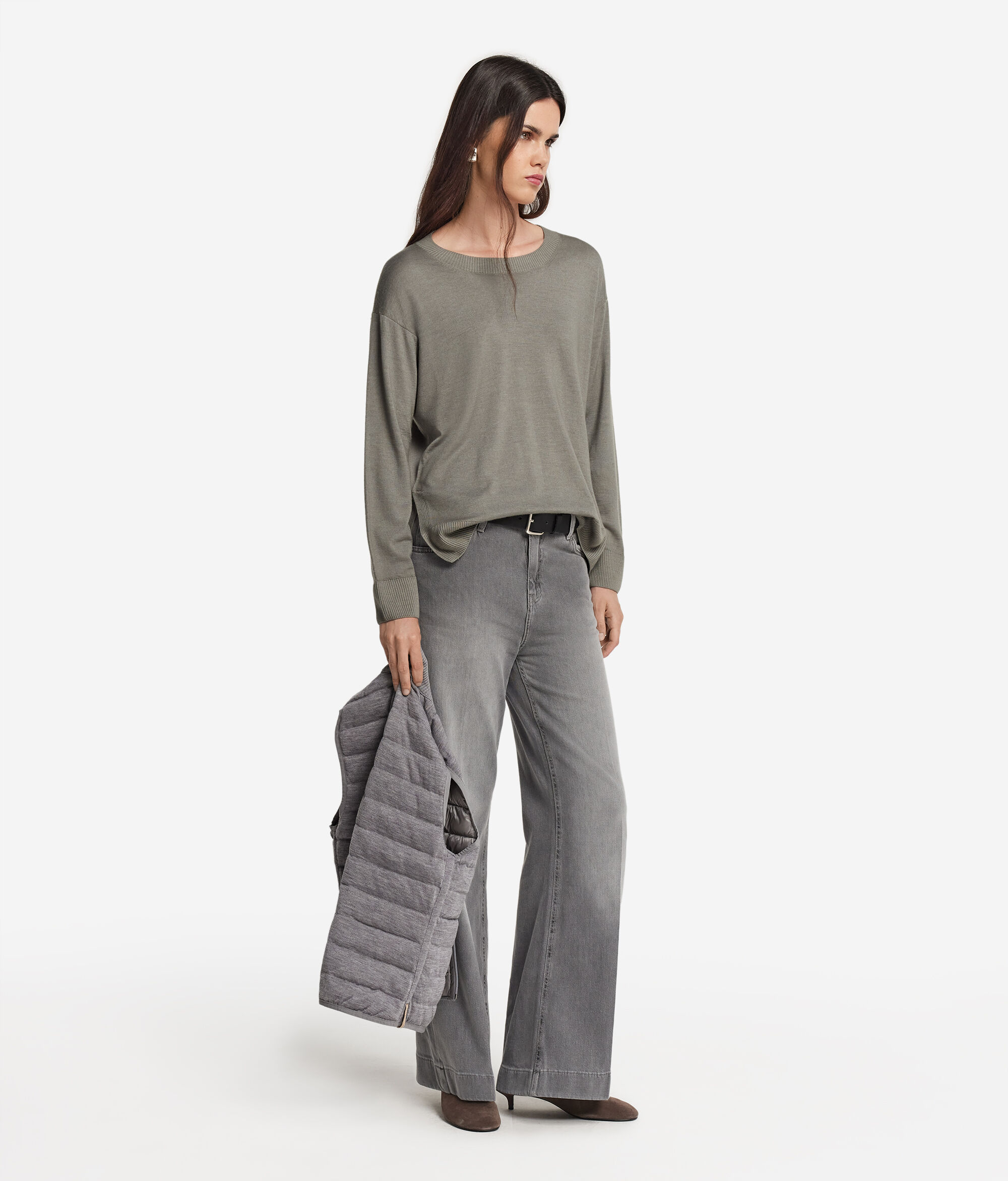 Round-Neck Cashmere Jumper with Slits