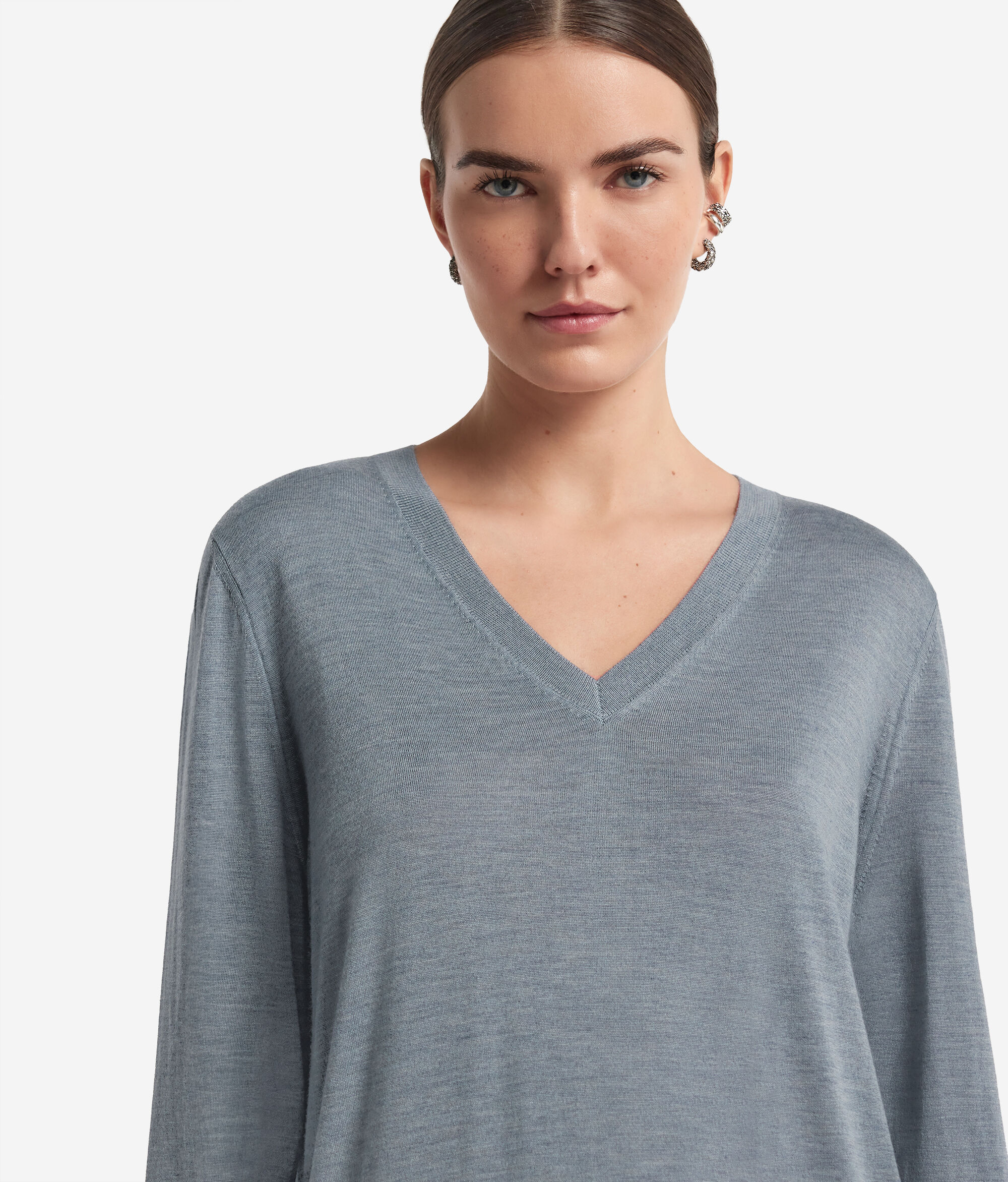 Ultrafine Cashmere V-Neck Jumper