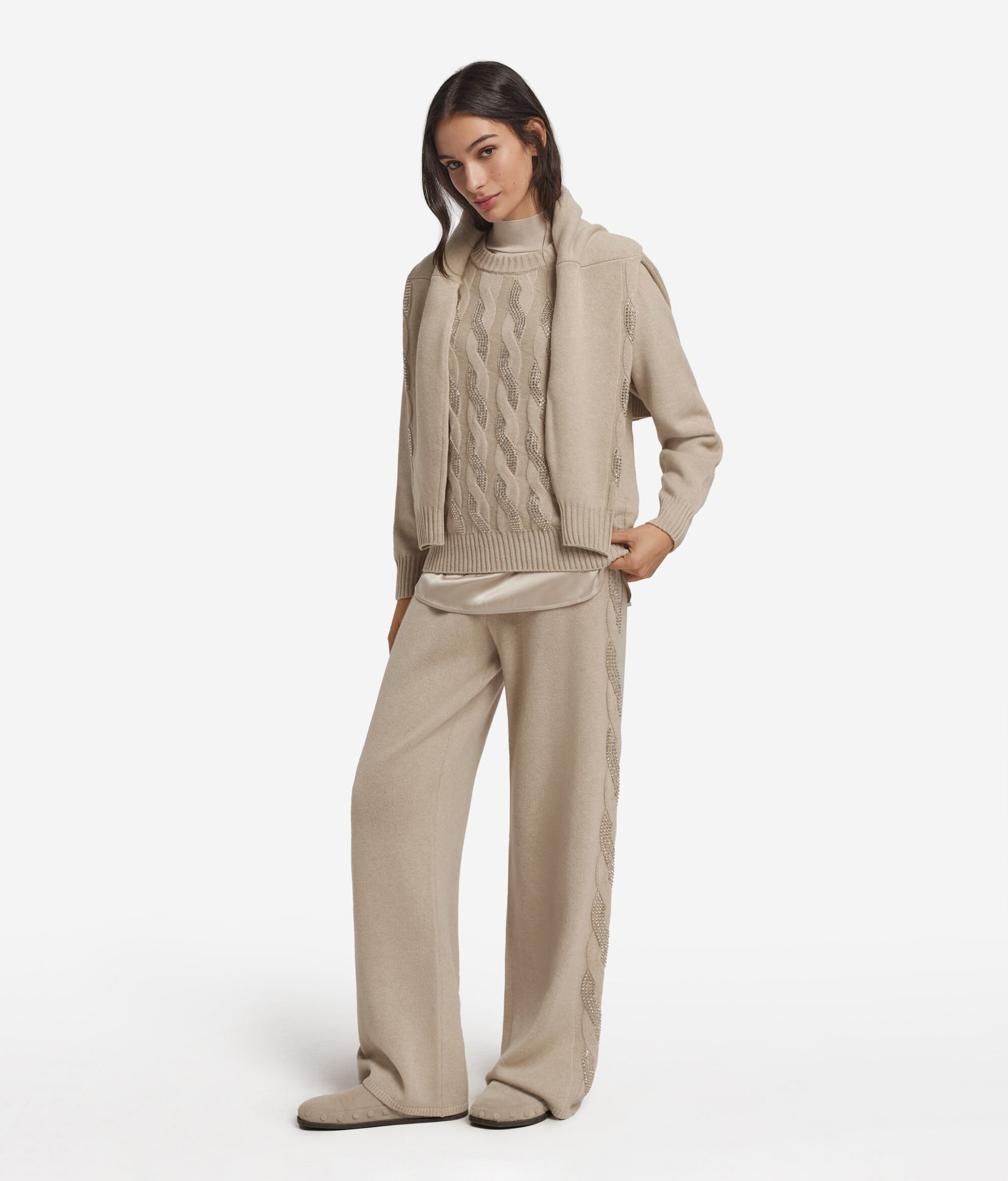 Fonott Mintás Környakú Ultrasoft Kasmír Pulóver Strasszkövekkel