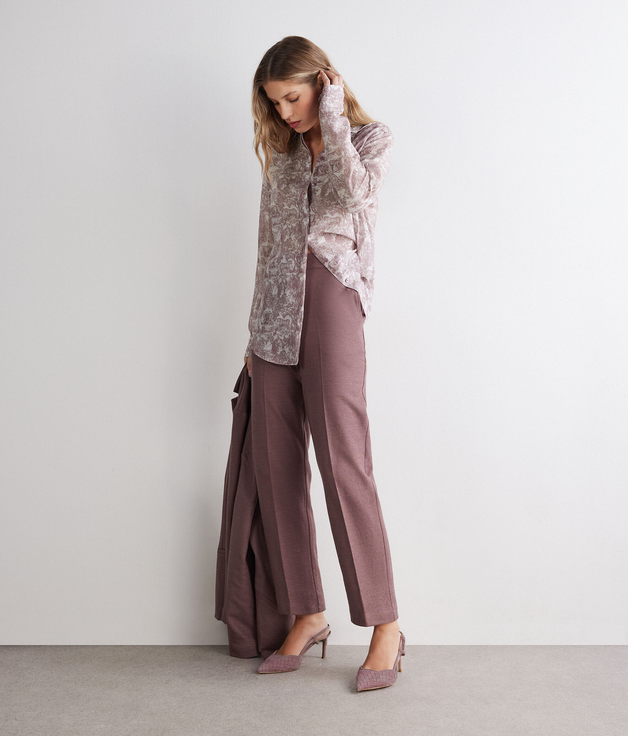 Pantalón waffle de lino y algodón