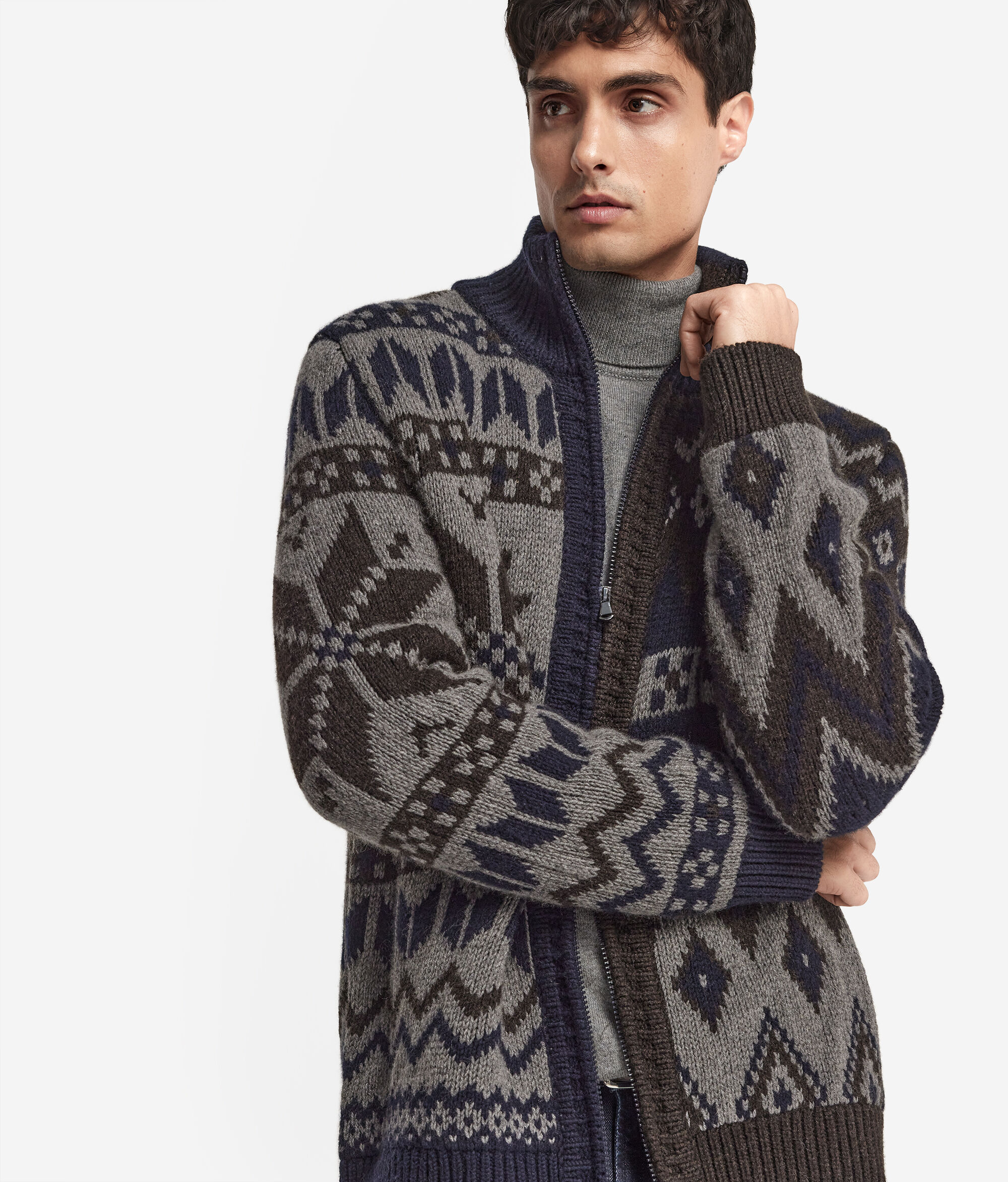 Jäckchen aus Kaschmirjacquard