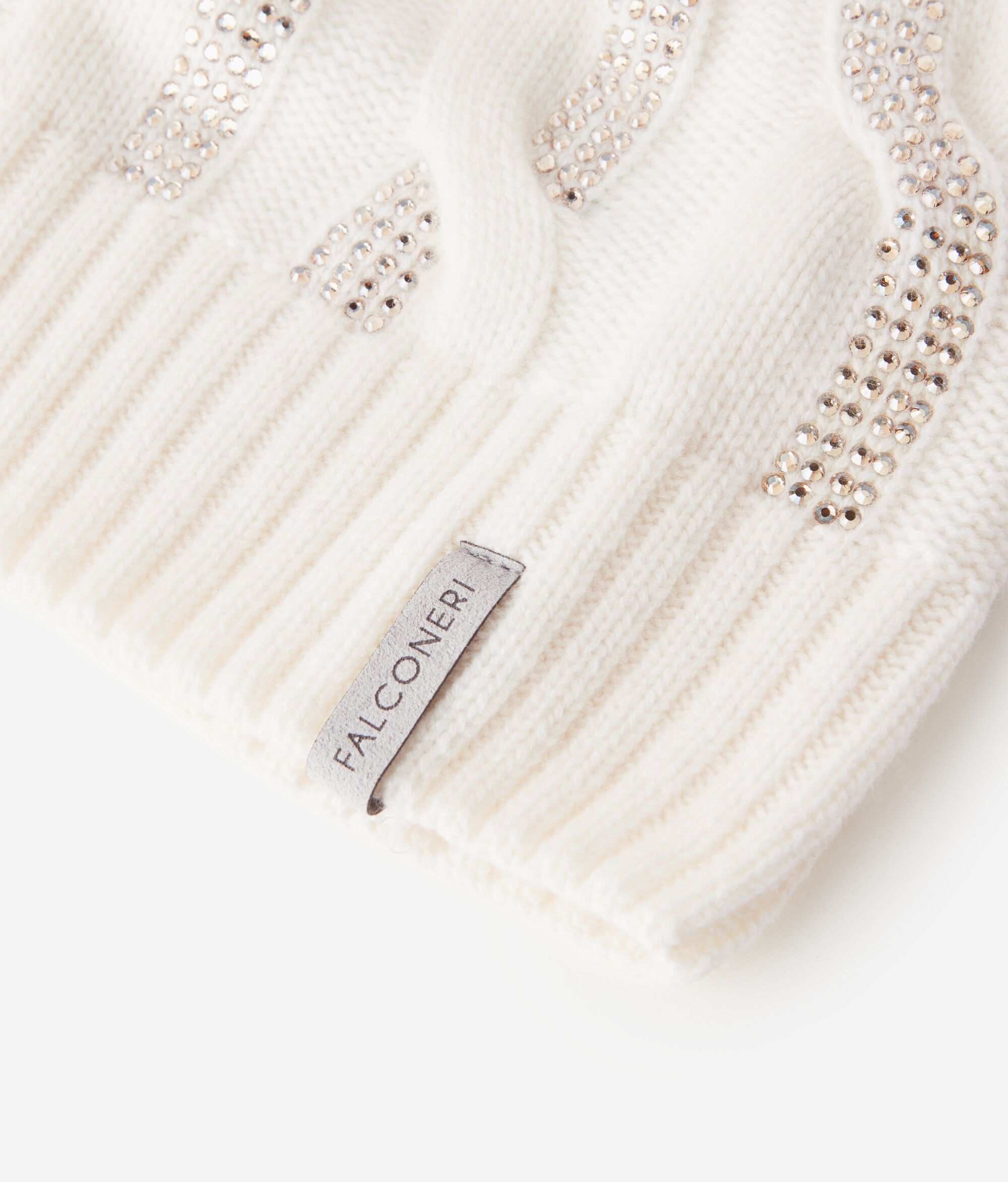 Mütze aus Kaschmir Ultrasoft mit Zopfmuster und Strass