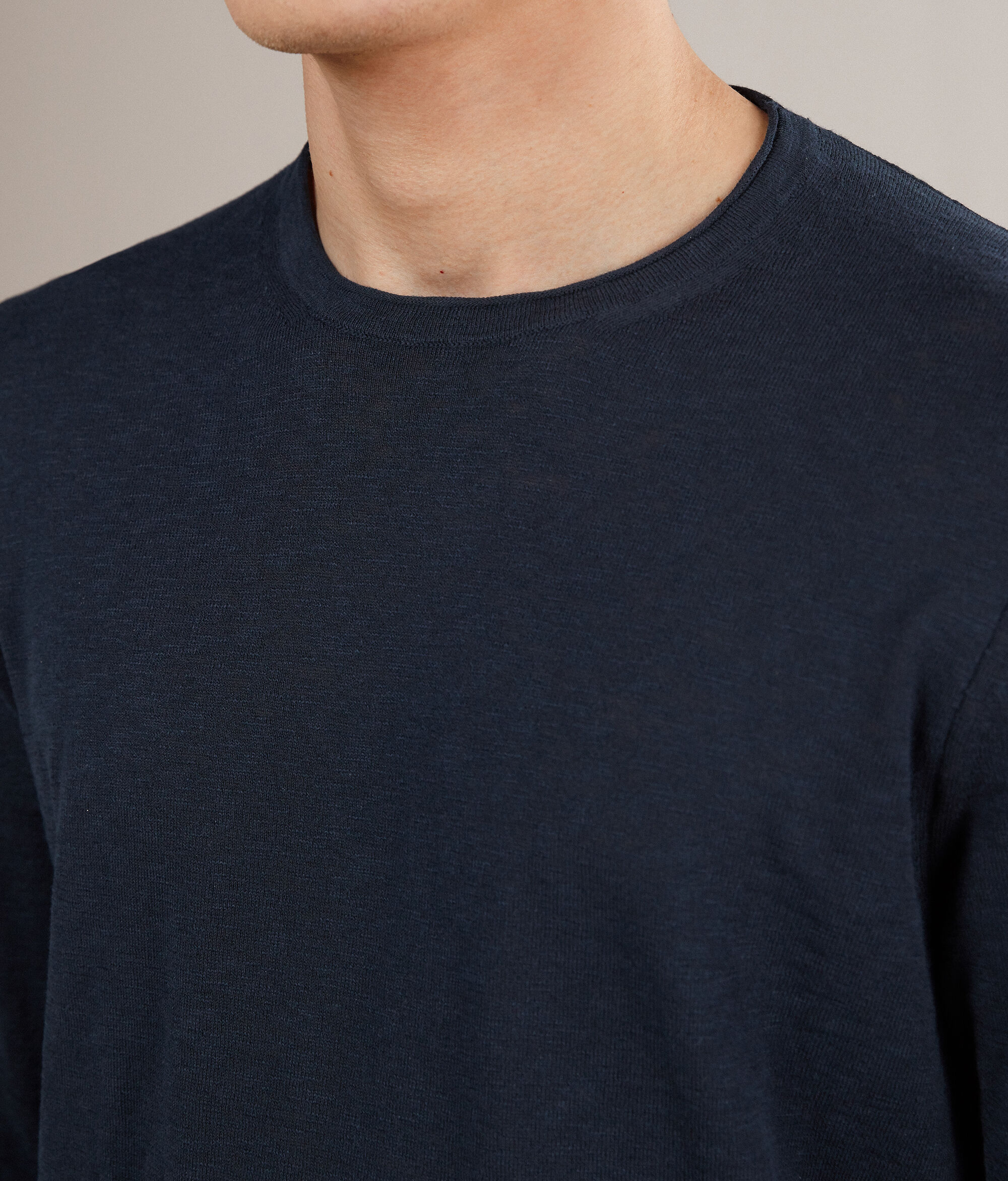 Twist Round-Neck Jumper