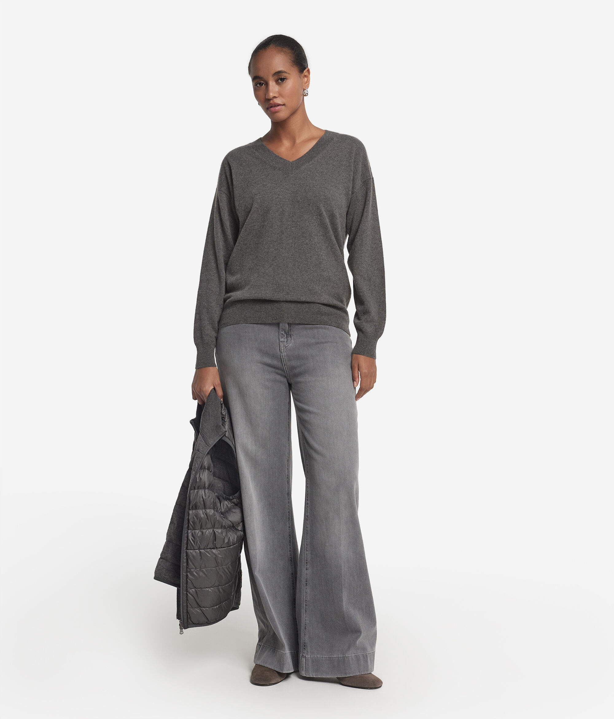 Sweter z dekoltem w serek z kaszmiru Ultrasoft