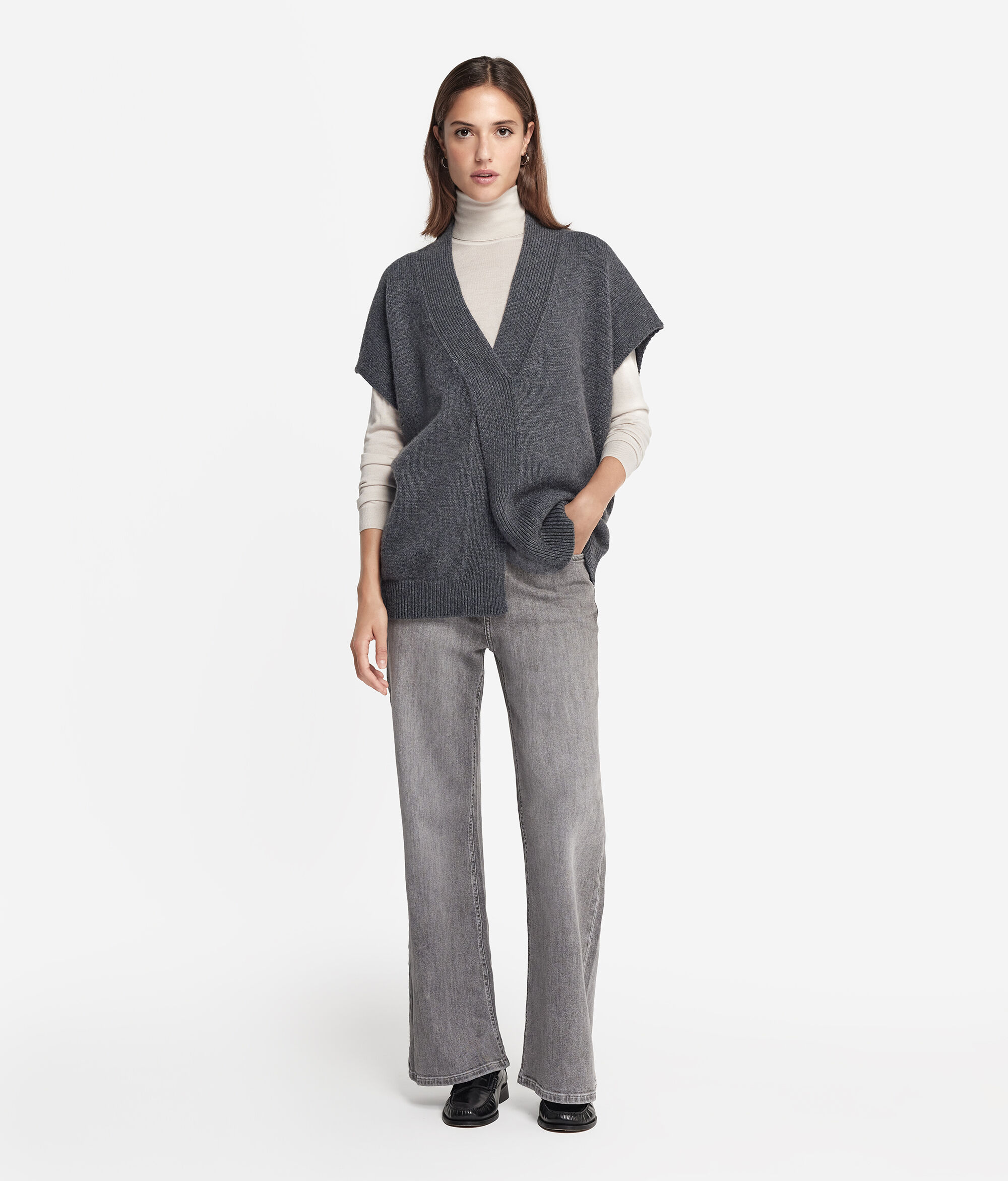 Ultrasoft Cashmere Crossover Cape