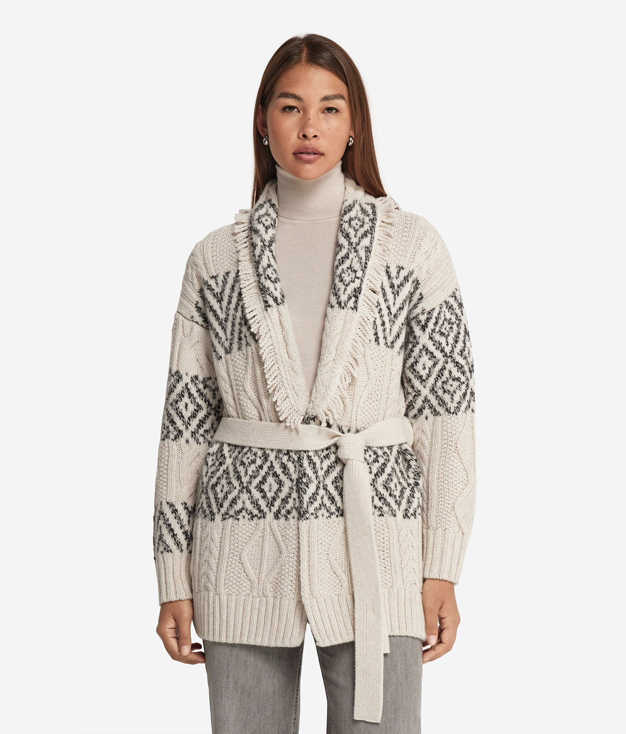 Ultrasoft Cashmere Cardigan with Cable Pattern and Jacquard Workmanship