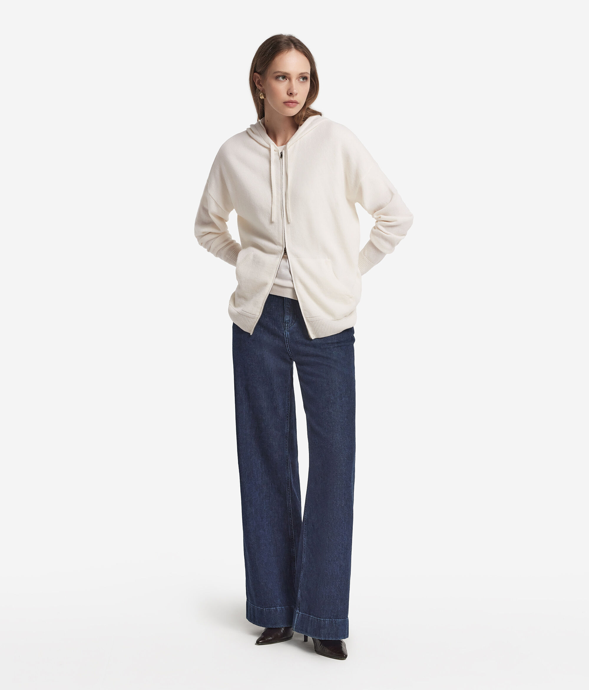 Sweatshirt em Ultrasoft Cashmere com Capuz